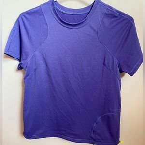 Lightweight hiking tshirt lululemon
